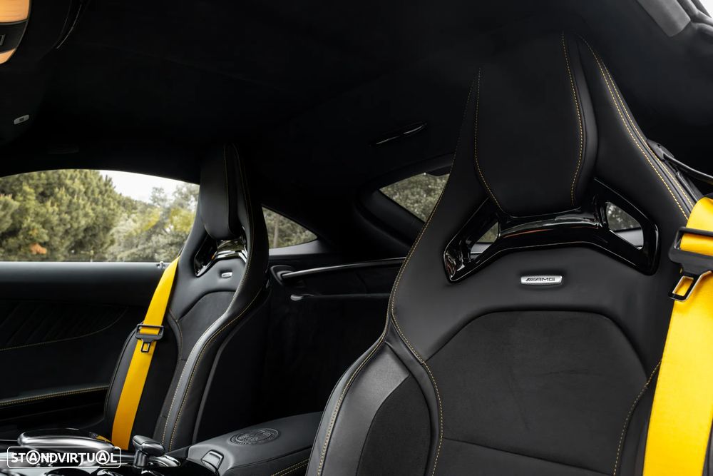 Mercedes-Benz AMG GT R - 28