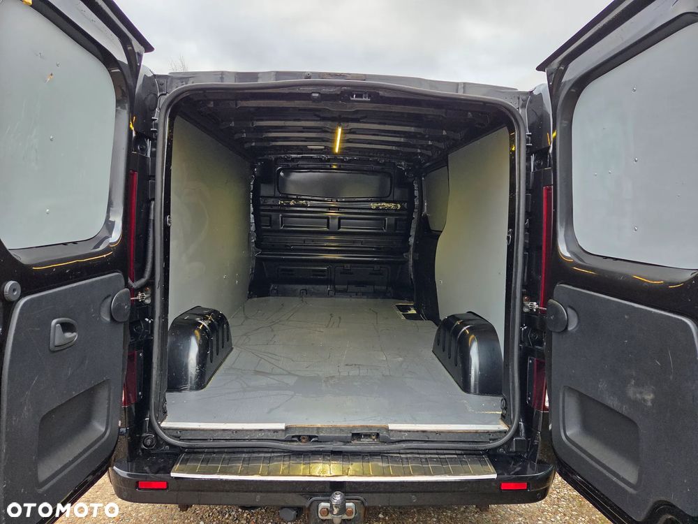 Opel VIVARO - 26