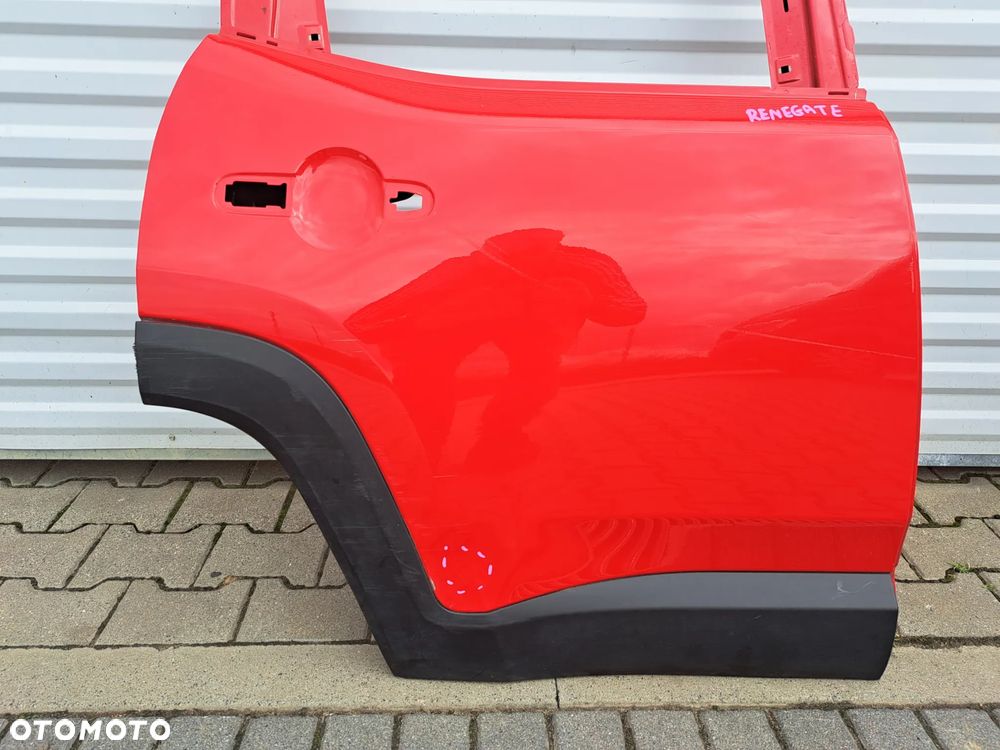 Drzwi tylne Tył prawe Jeep Renegade 14- - 5