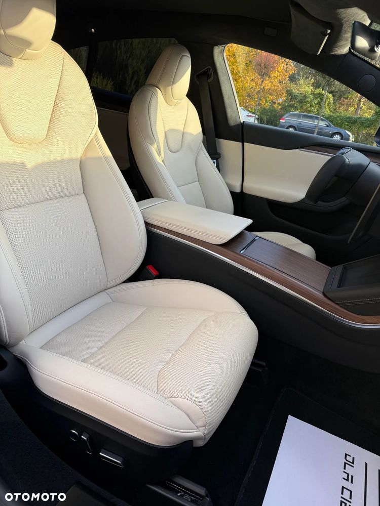 Tesla Model S Long Range AWD - 35