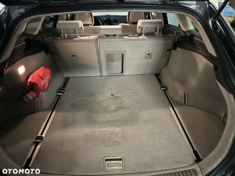 Toyota Avensis 2.0 D-4D 2010 - 4