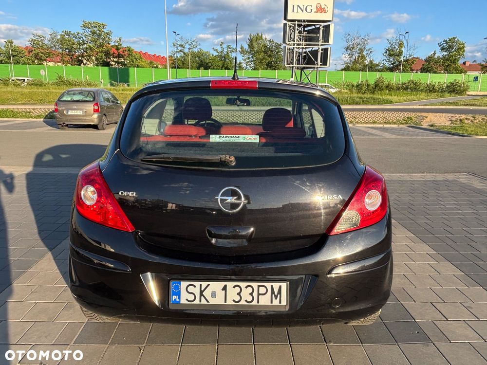 Opel Corsa 1.4 16V Cosmo - 15