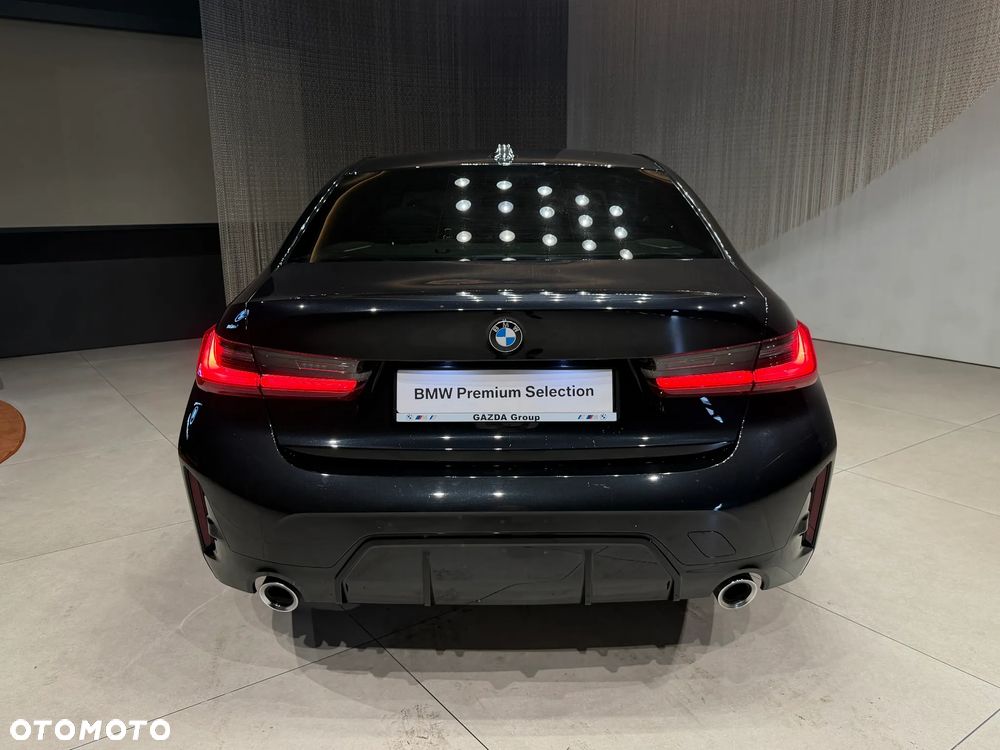 BMW Seria 3 330i xDrive M Sport sport - 5