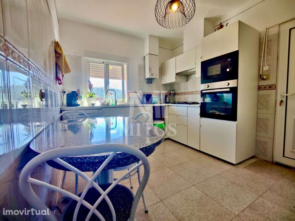 Moradia Bi familiar, situada em Covas - Grande imagem: 2/38