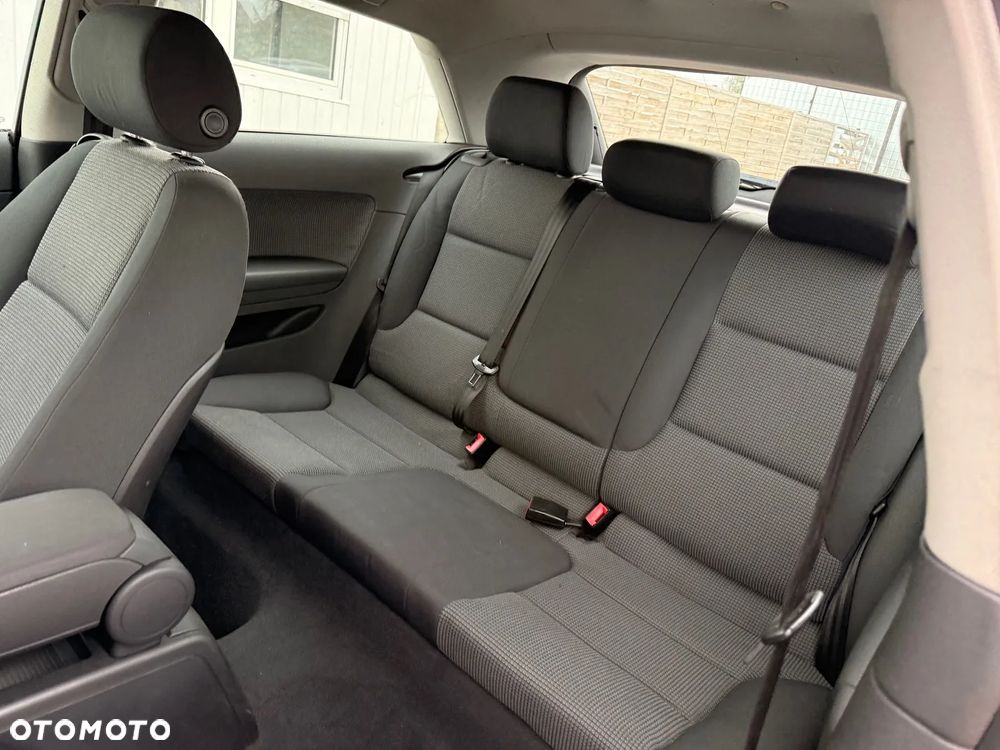 Audi A3 3-drzwiowe 1.6 FSI S Line Sportpaket plus - 16