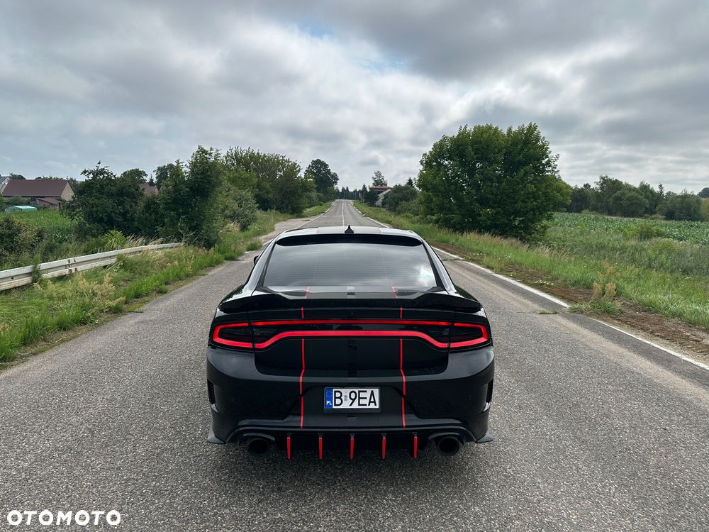 Dodge Charger 5.7 R/T - 11