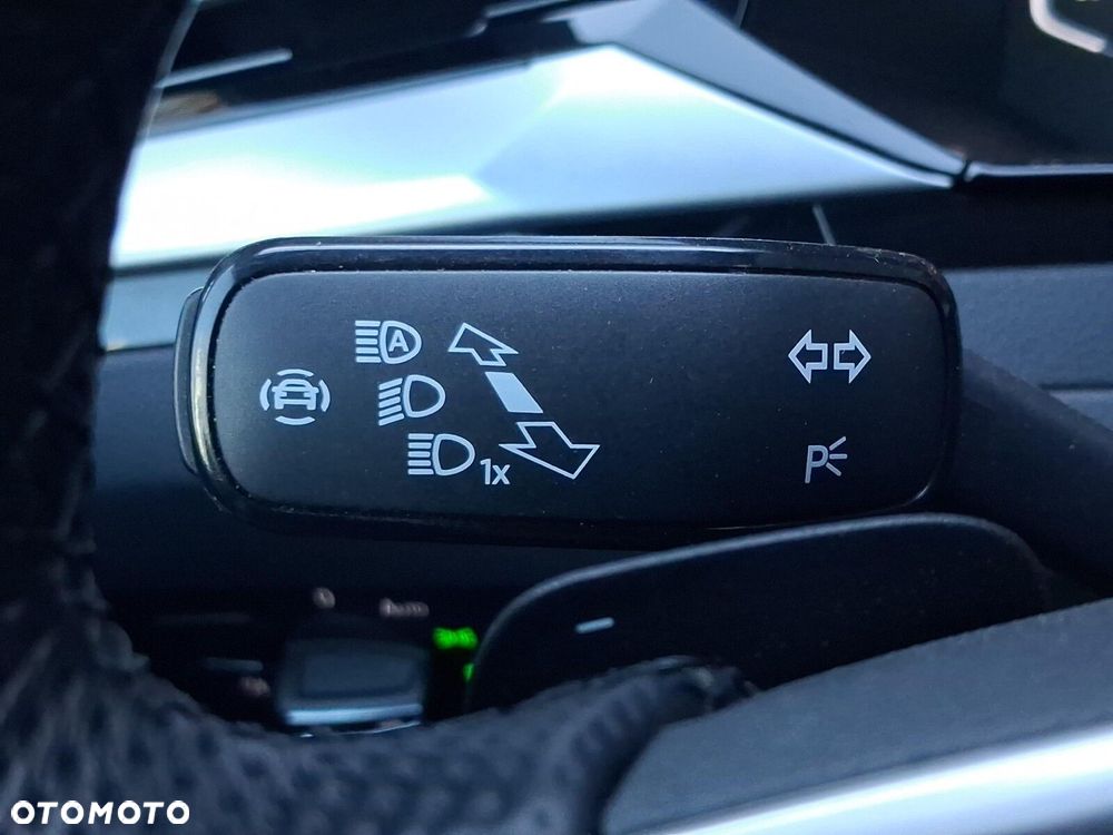 Volkswagen Arteon 2.0 TSI R-Line DSG - 28