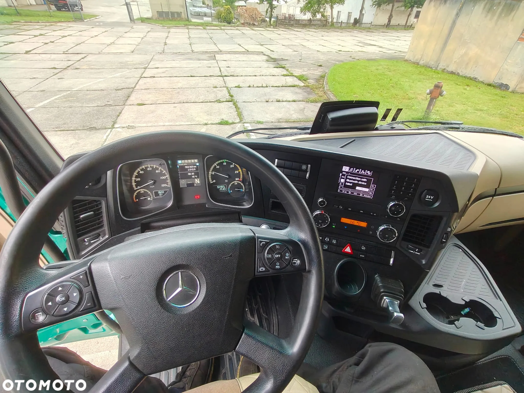 Mercedes-Benz ACTROS - 11