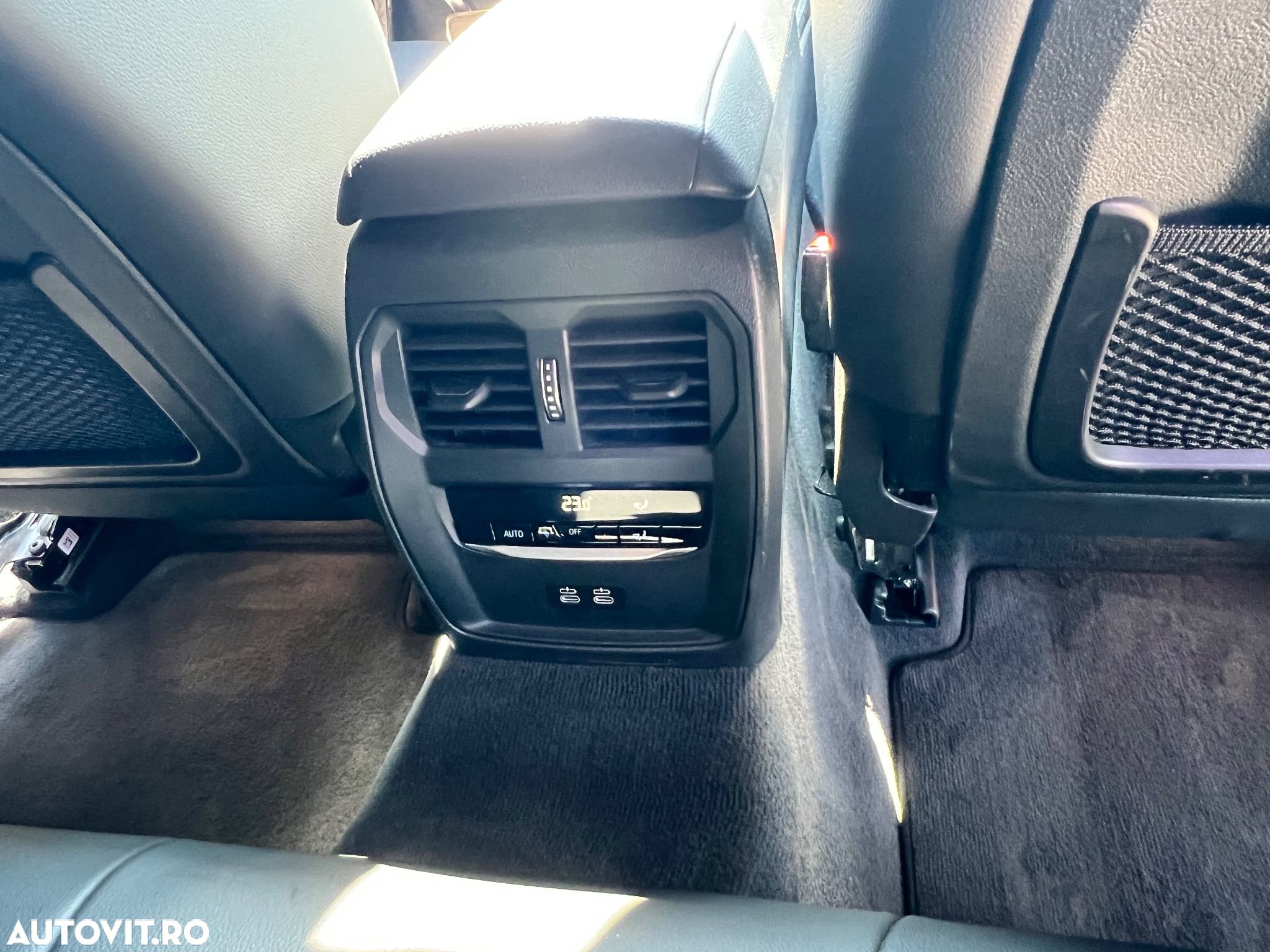 BMW Seria 3 320e Aut. M Sport - 12
