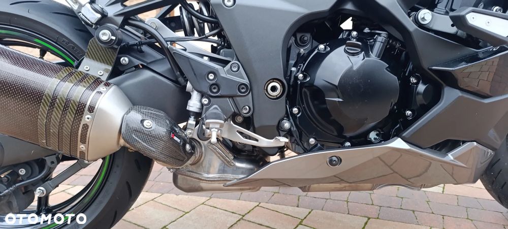 Kawasaki Ninja 1000 SX - 25