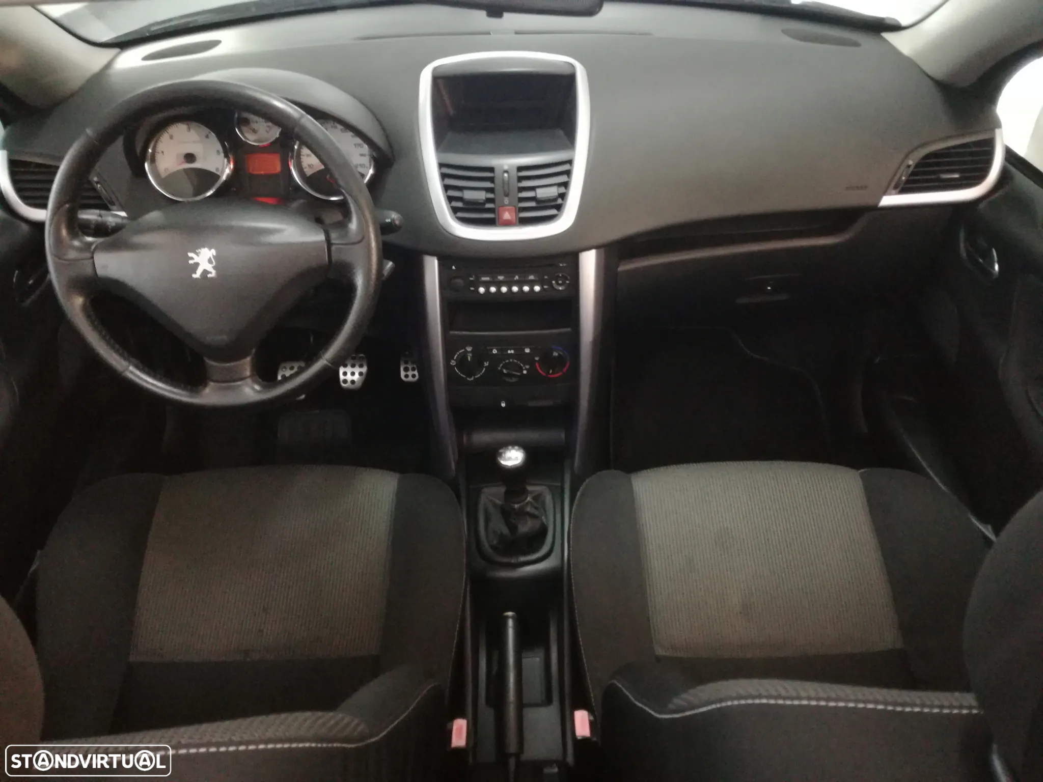 Peugeot 207 CC 1.6 HDi FAP Sport - 12