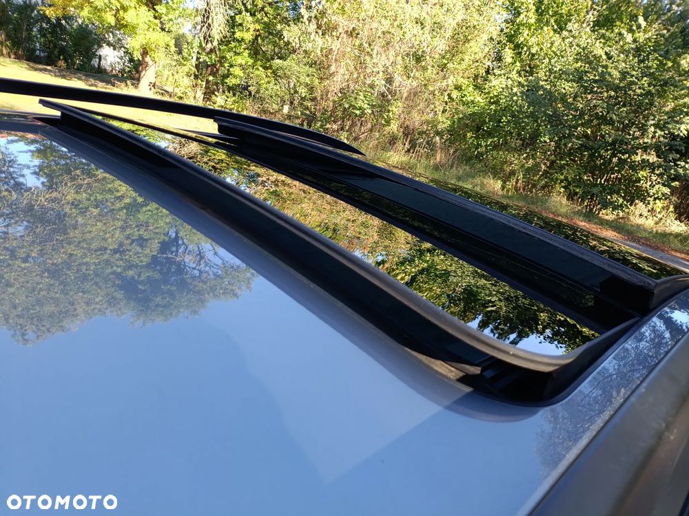 BMW Seria 3 318i Edition Exclusive - 7