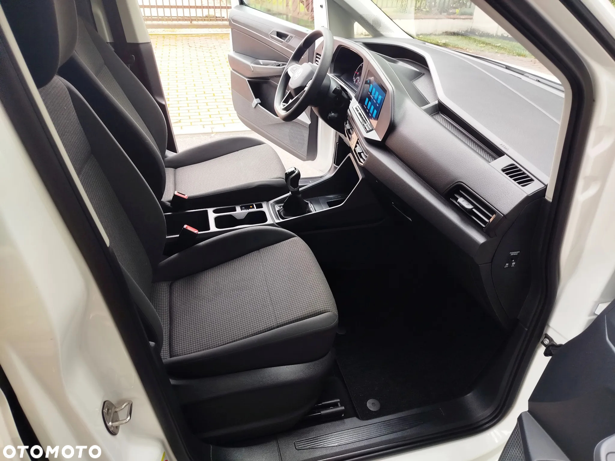Volkswagen CADDY - 16