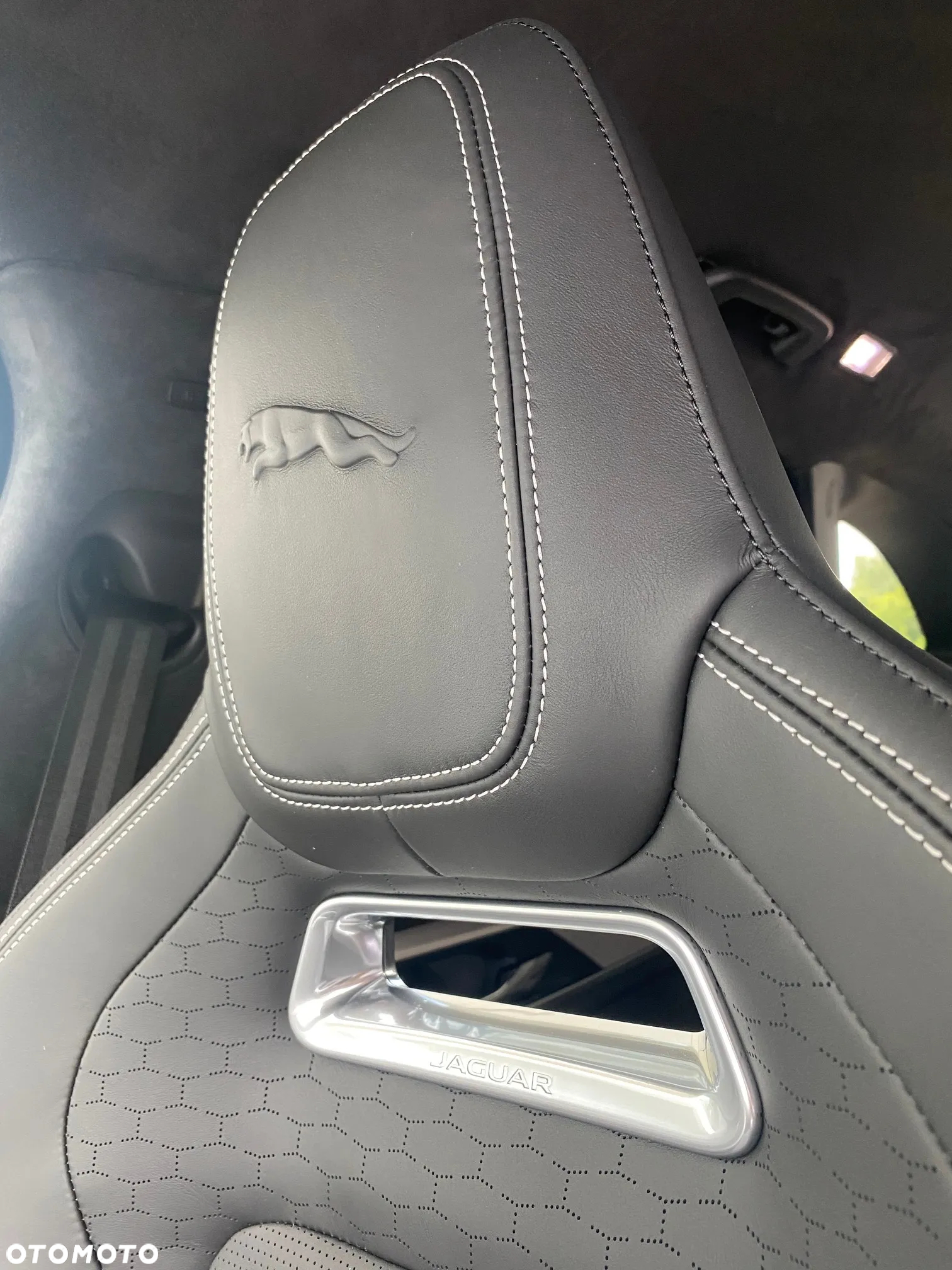 Jaguar F-Pace 3.0 P400 mHEV AWD 400 Sport - 11