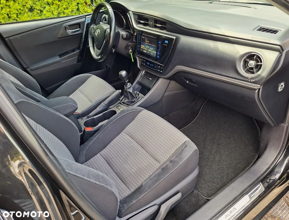 Toyota Auris 1.2 Turbo Edition S+ - 11