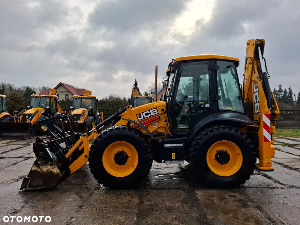 JCB 4CX - 3