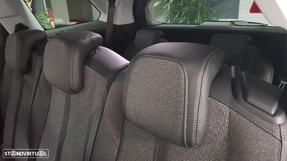 Peugeot 5008 1.6 BlueHDi Allure J18 - 13