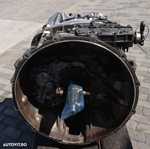 Cutii Viteza ZF RECONDITIONATA  16 S 2333 TD ZF ECOSPLIT 4 - 2