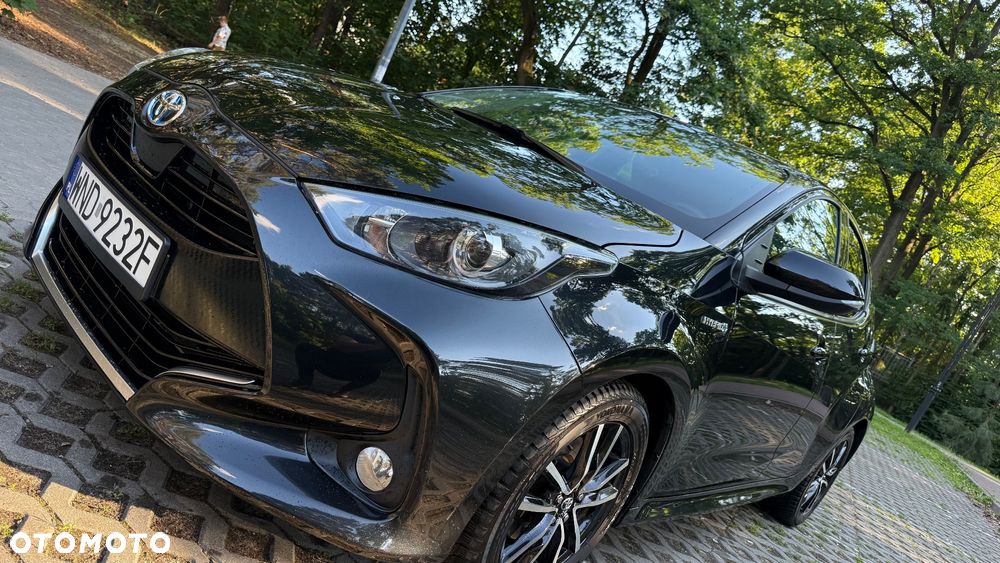 Toyota Yaris Hybrid 1.5 Premiere Edition - 5