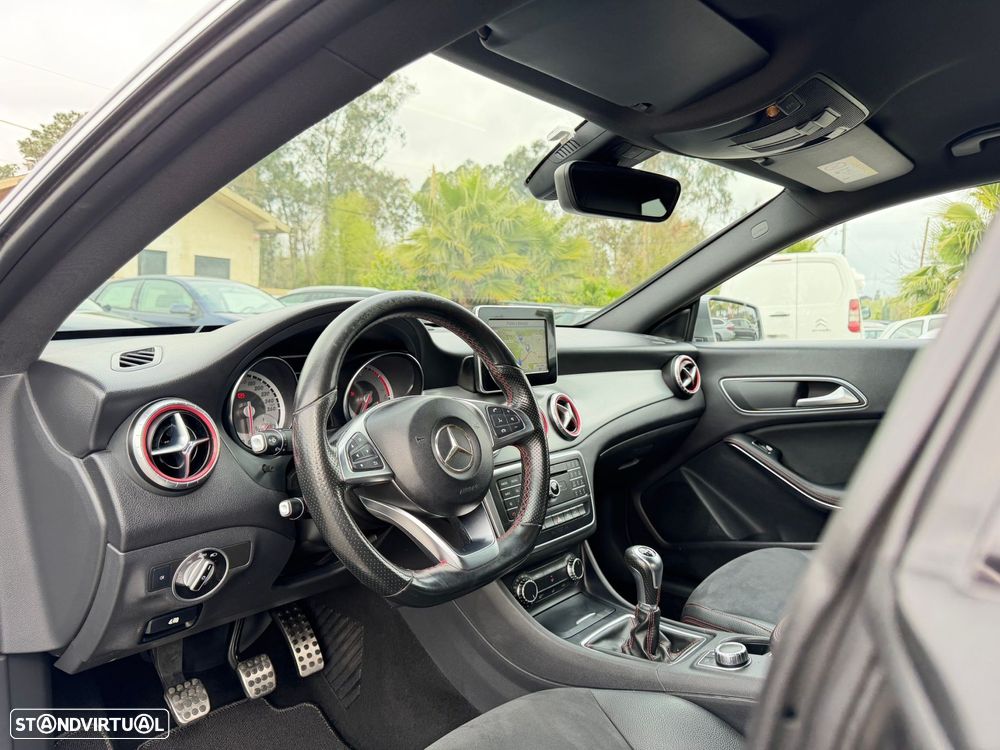 Mercedes-Benz CLA 200 d AMG Line - 21