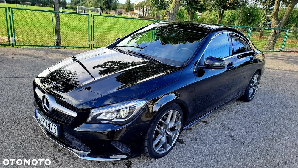 Mercedes-Benz CLA 180 7G-DCT AMG Line - 4