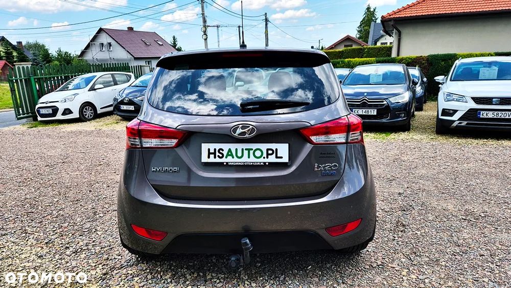 Hyundai ix20 1.4 Premium blue - 16
