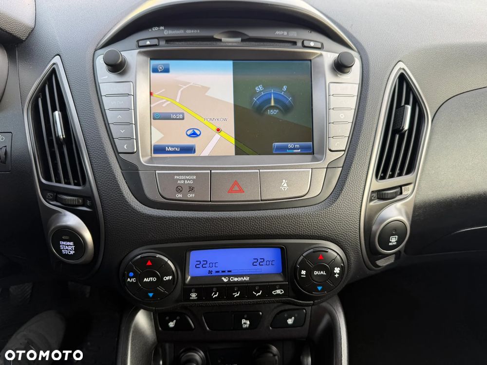 Hyundai ix35 1.6 2WD Fifa World Cup Edition - 38