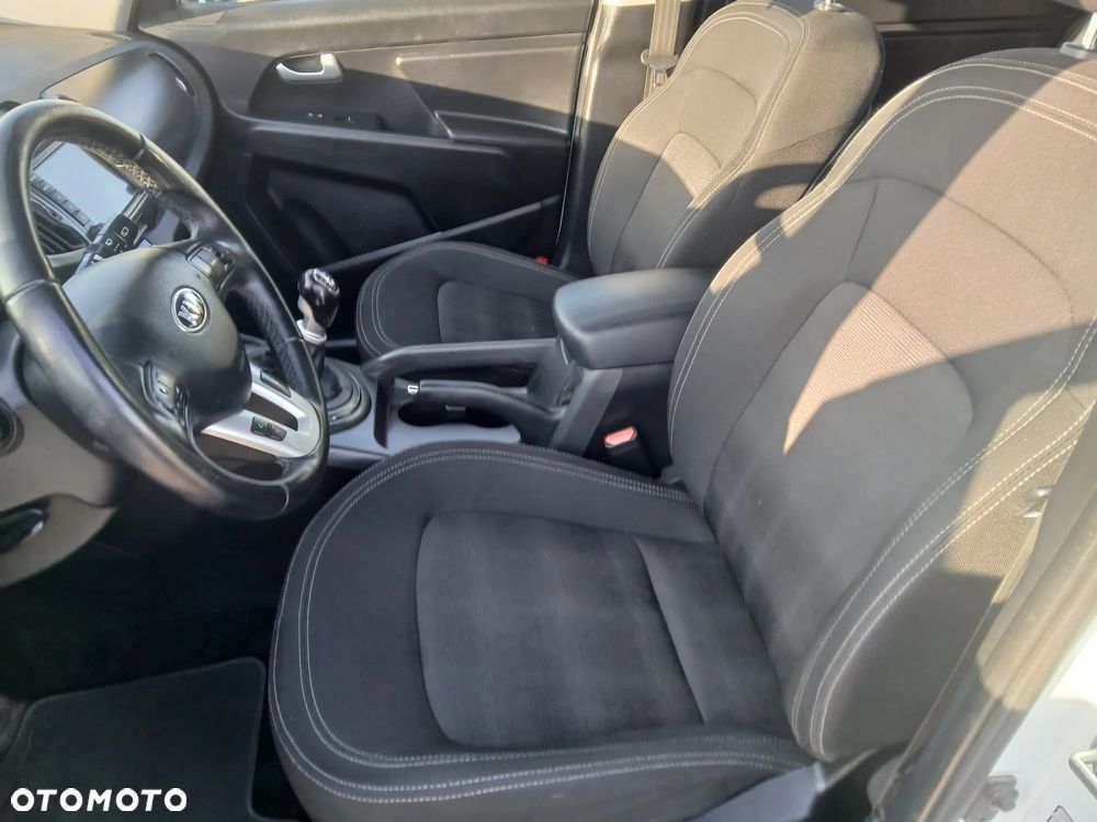 Kia Sportage 1.7 CRDI 2WD ISG Dream-Team Edition - 12