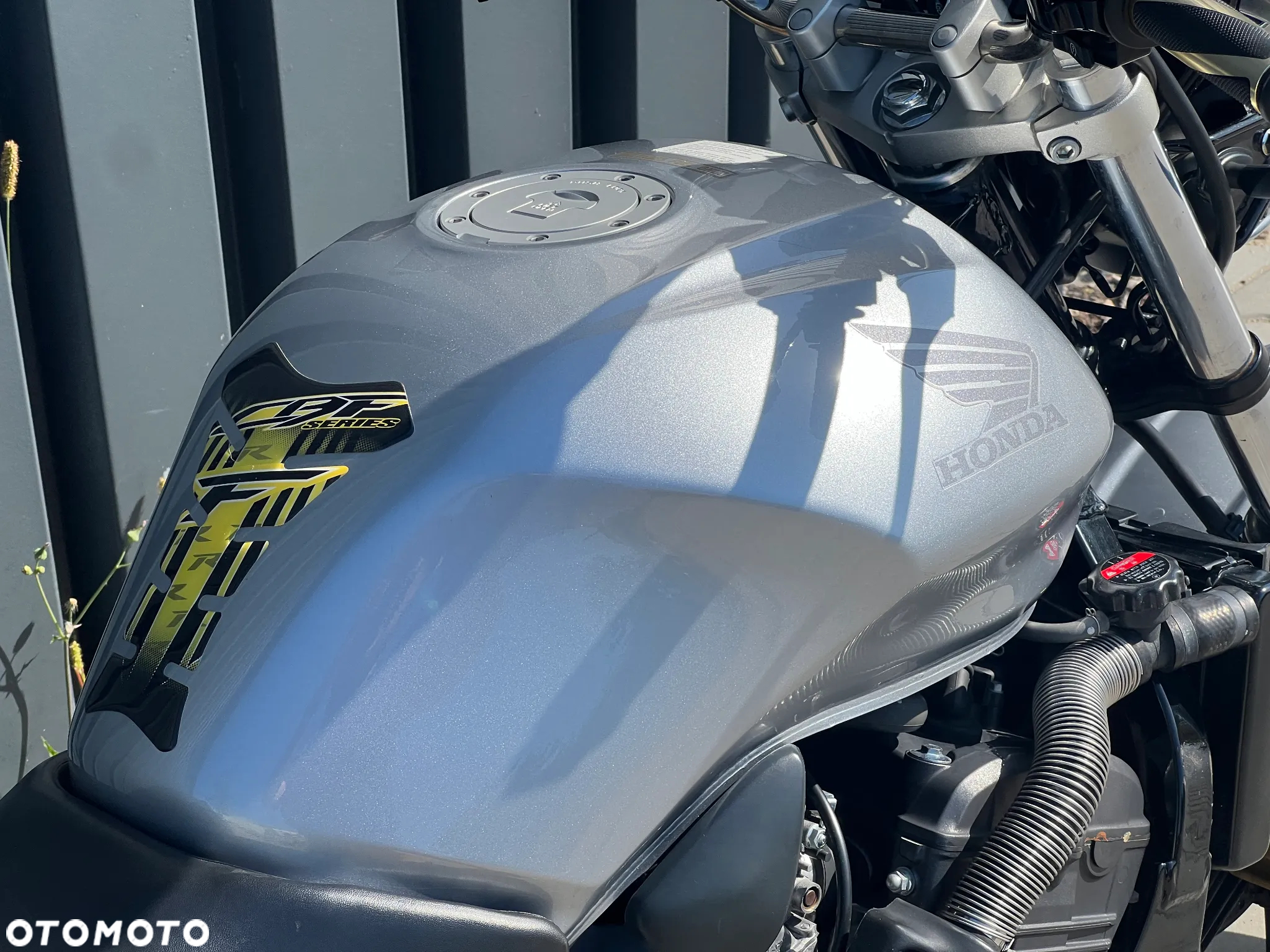 Honda CBF - 20