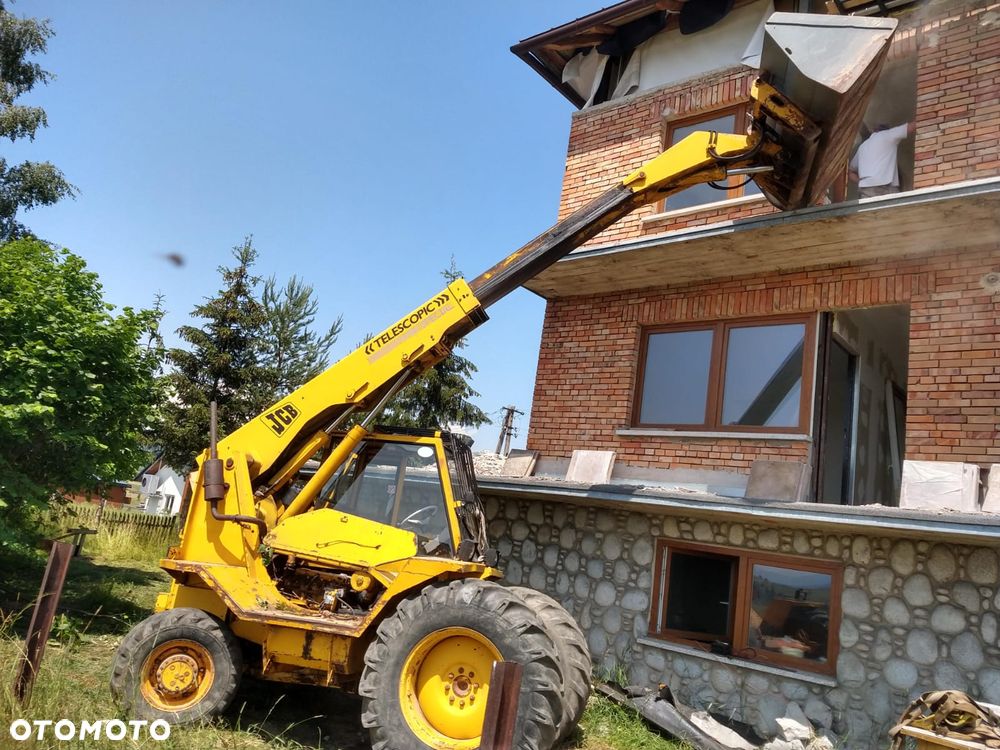 Ładowarka  teleskopowa  JCB 520 4x4 - 1