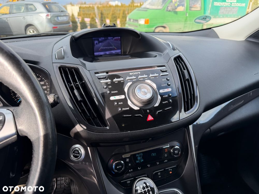Ford Kuga 2.0 TDCi 4WD Titanium - 14