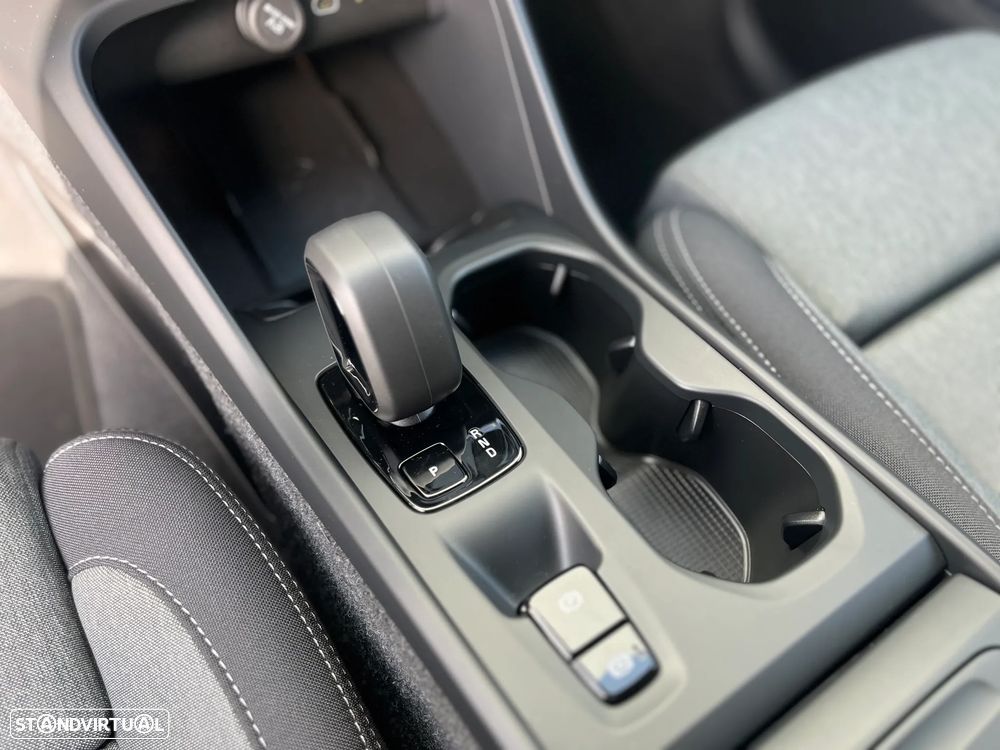 Volvo XC 40 2.0 B3 Core - 22