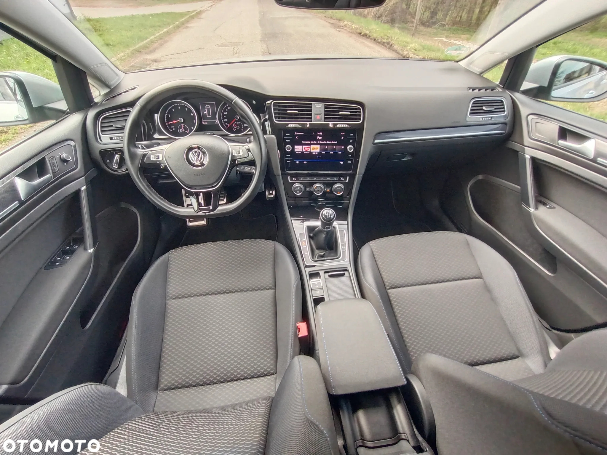Volkswagen Golf VII 1.5 TSI BMT United - 11