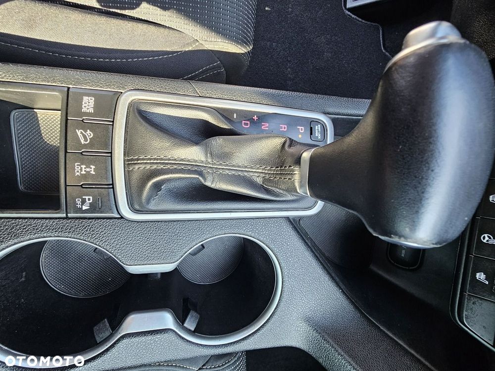Kia Sportage 2.0 CRDI Business Line 4WD - 32