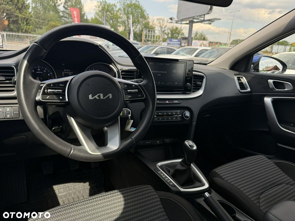 Kia Ceed 1.5 T-GDI M - 15