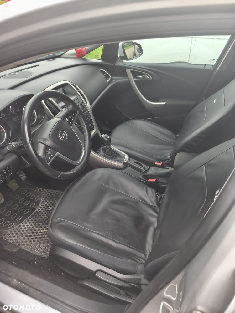 Opel Astra - 9