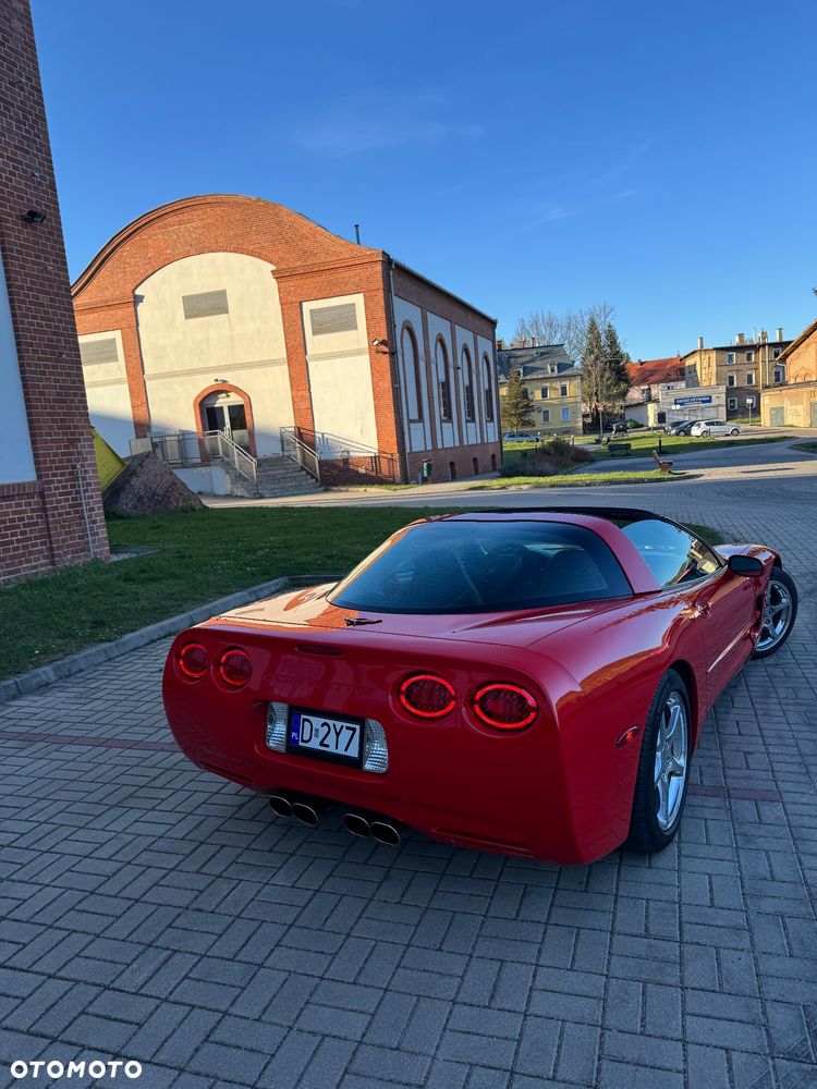 Chevrolet Corvette 5.7 - 9
