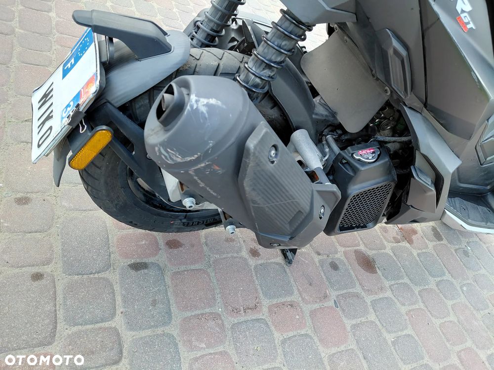 Aprilia SR - 11