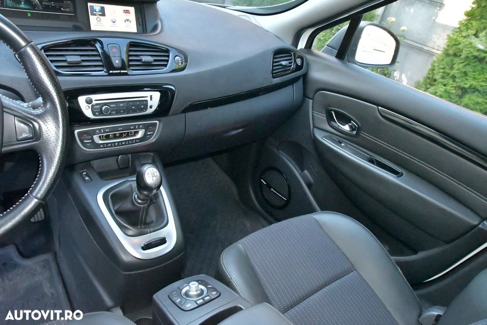 Renault Grand Scenic ENERGY dCi 130 Start & Stop Euro 6 Bose Edition - 33