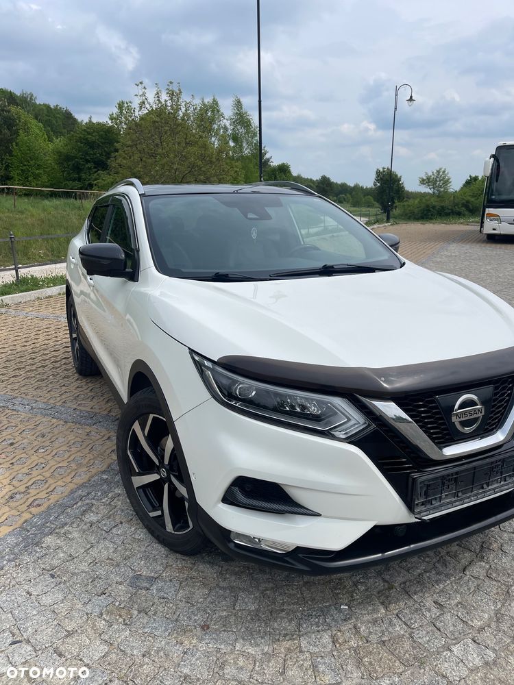 Nissan Qashqai 1.6 dCi Xtronic TEKNA+ - 8
