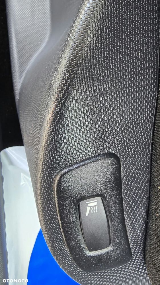 Renault Clio - 11
