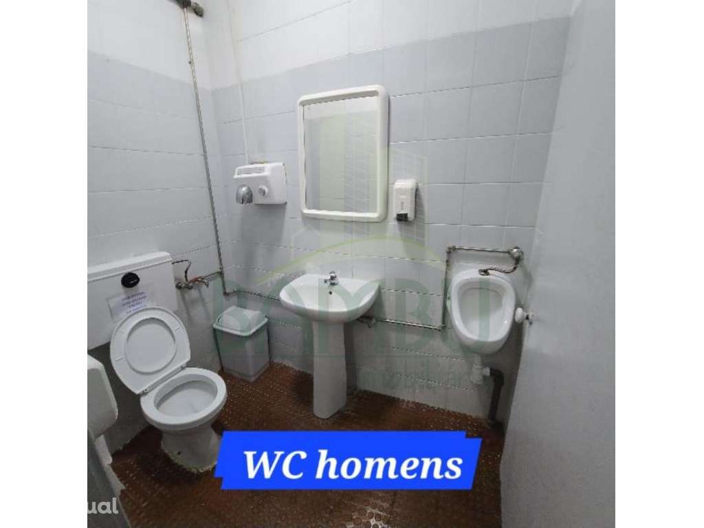 Lojas com negócio em funcionamento venda ou trespasse, arrendamento - Grande imagem: 2/8