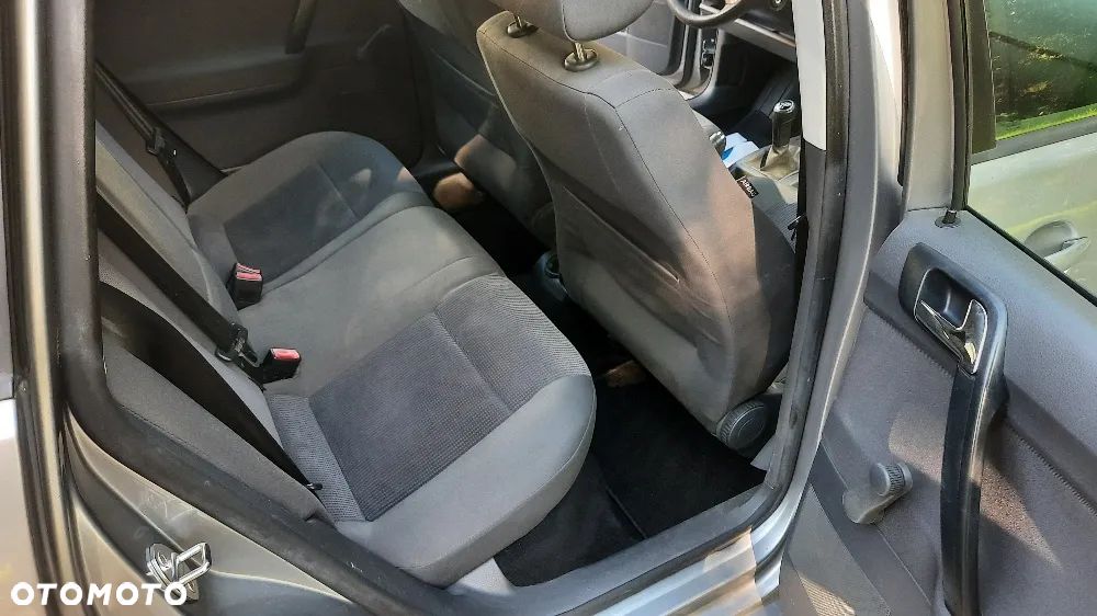 Volkswagen Polo 1.4 16V Trendline - 14