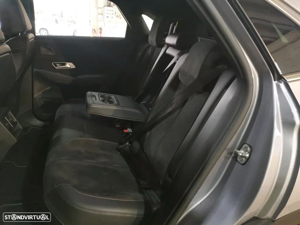 DS DS7 Crossback E-Tense Performance Line EAT8 - 9