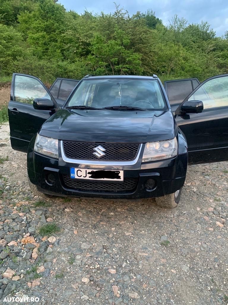 Suzuki Grand Vitara 1.9 DDiS Comfort + DPF - 1