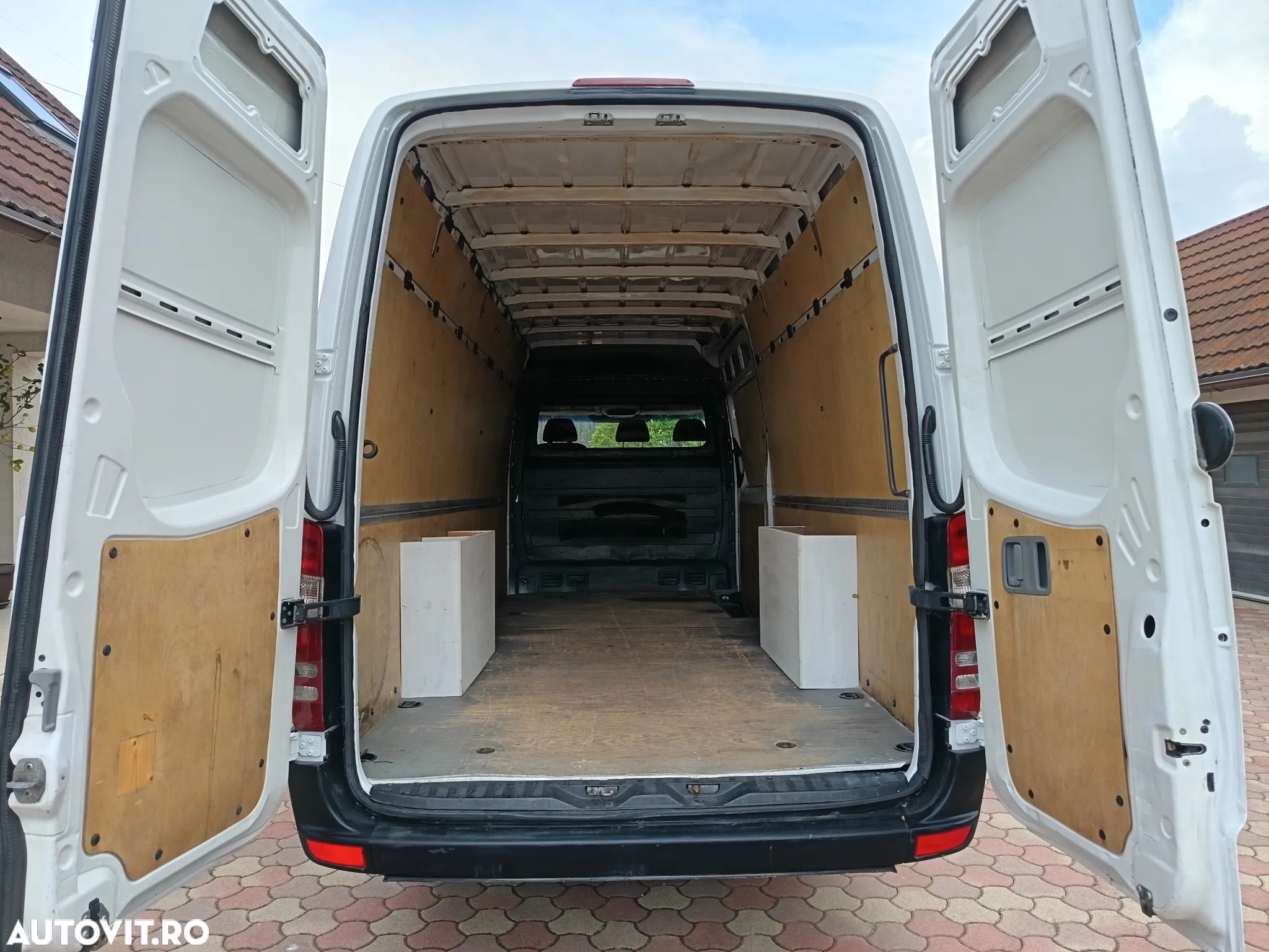 Mercedes-Benz sprinter - 7