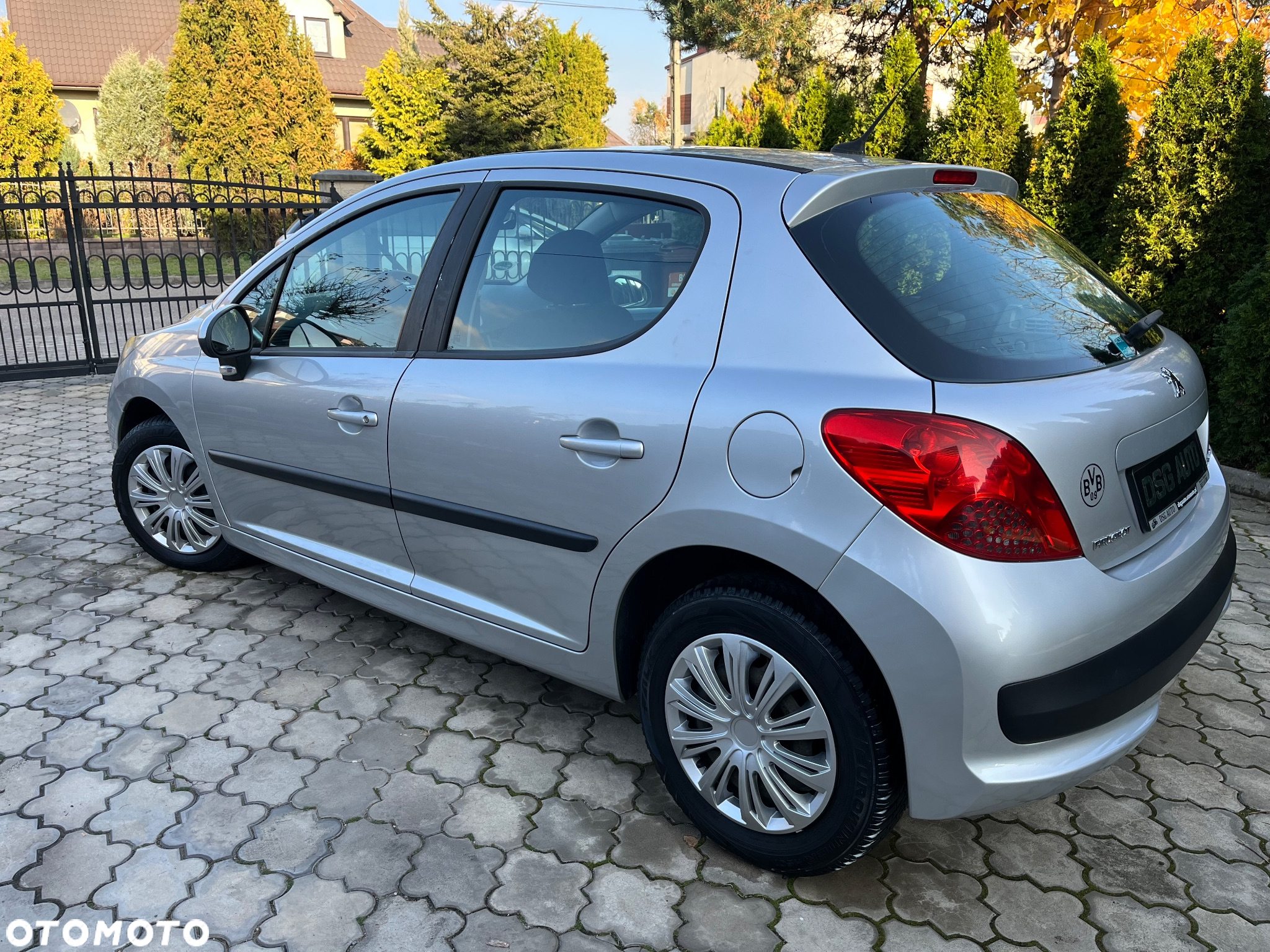 Peugeot 207 1.6 Trendy - 16