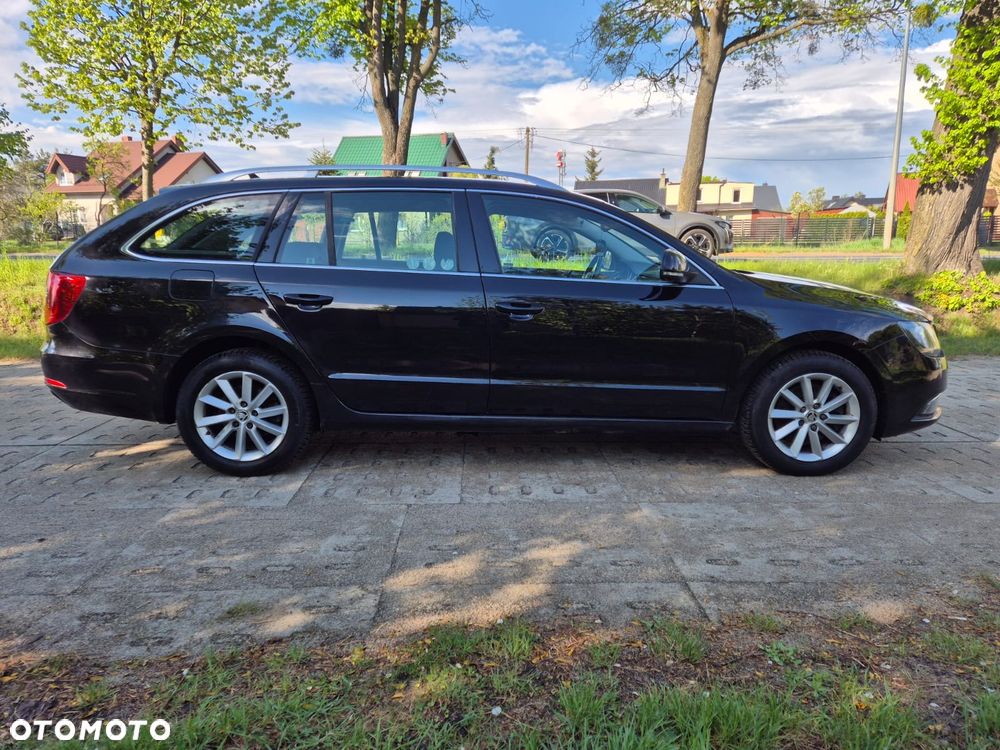 Skoda Superb 2.0 TDI Ambition DSG - 26