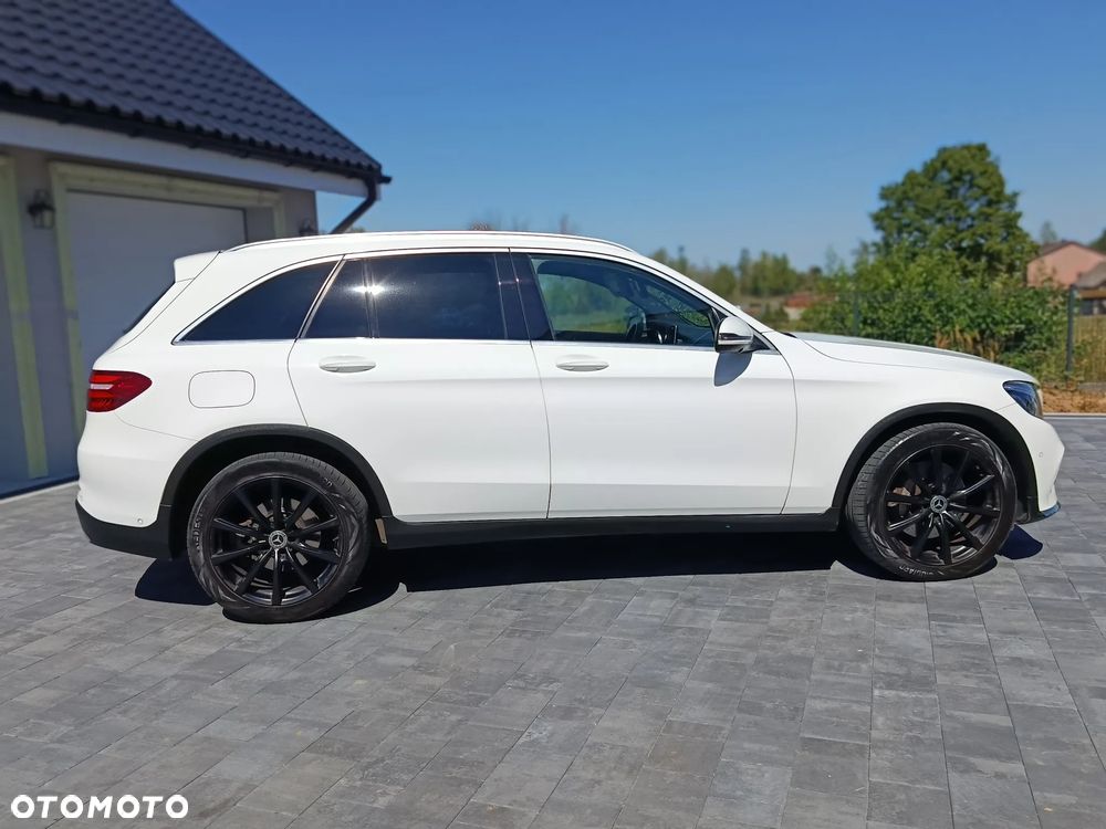 Mercedes-Benz GLC - 14