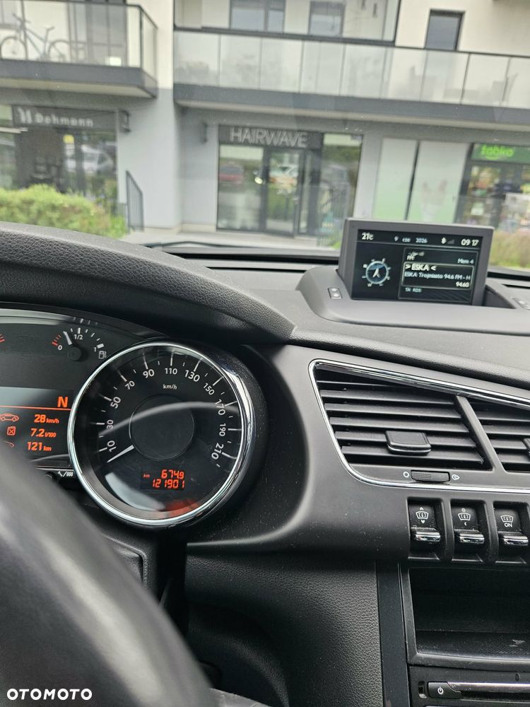 Peugeot 3008 - 11